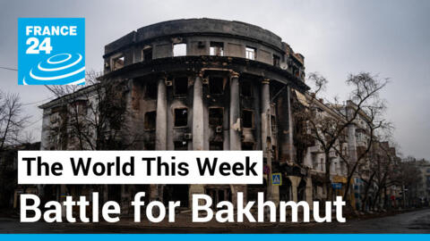 Battle for Bakhmut: Russia closing off last access routes to city